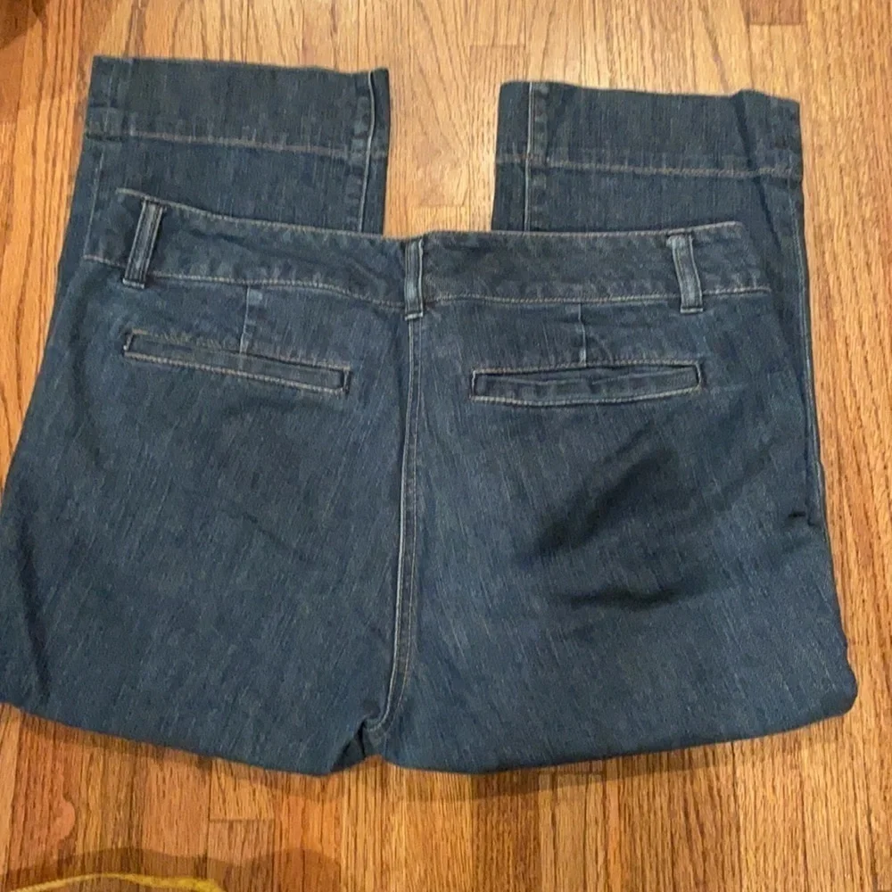New York & Company Capris Size 8 - Picture 2 of 5